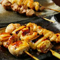 京町家をイメージしたゆっくりくつろげる店内