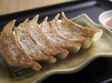 デートで楽しむ京のぎょうざ！上品な味わいが人気！
