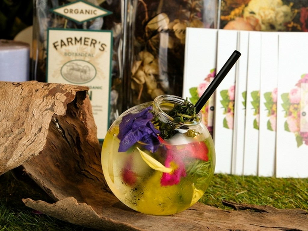 味も香りも見た目も楽しい『ボタニカルガーデン／BOTANICAL GARDEN』