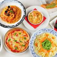 パスタやスイーツが充実しており、ご飯を食べたい時だけではなく、ちょっと甘いものが食べたくなった時など、幅広い用途でカジュアルに楽しめるお店。気付けば、おしゃべり女子会のはじまりです。