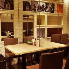 明るく落ち着いた雰囲気の店内は、デートにも最適