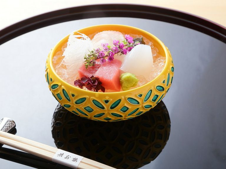繊細な旬の味を目でも楽しむことができる料理の数々
