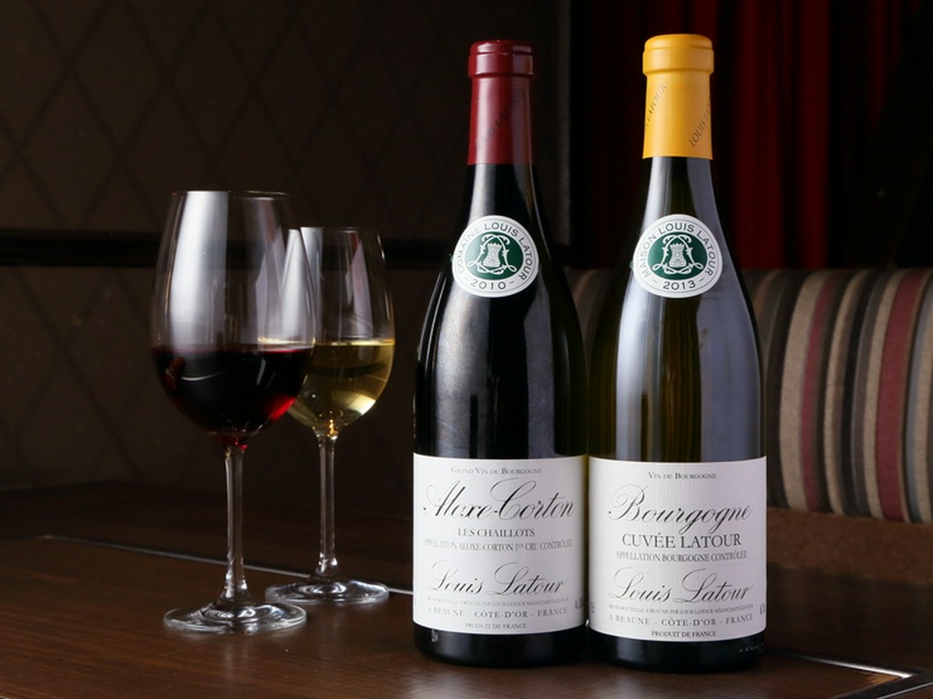 イタリア・フランス産のワインをメインに、充実のラインナップ