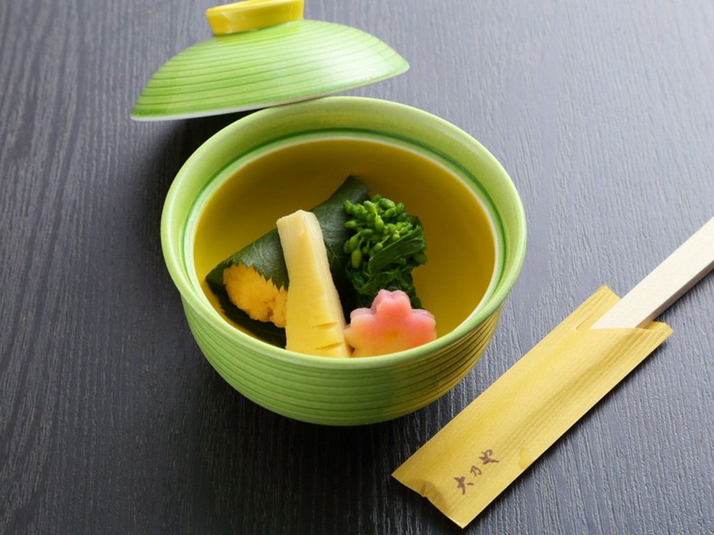 四季折々の恵みを丁寧に活かし、一品一品に真心込めた会席料理　