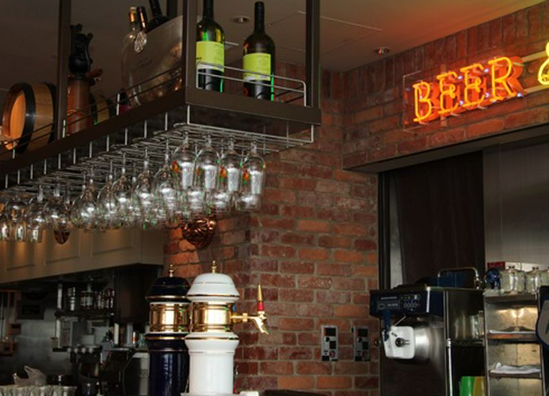 ランチもディナーも、自分の時間をゆったりと満喫