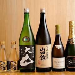 白鹿より【つな八】ラベルの蔵出し生酒も！