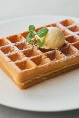 Cafe Eikokuya