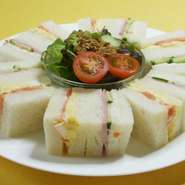 1000円／SET 1560円