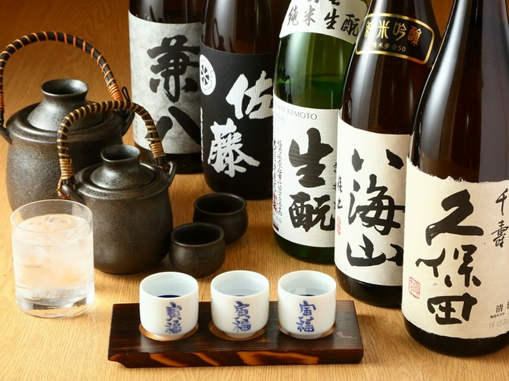 定番の地酒もレアなものもそろう