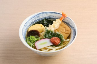 いろいろ楽しめる『彩りうどん』