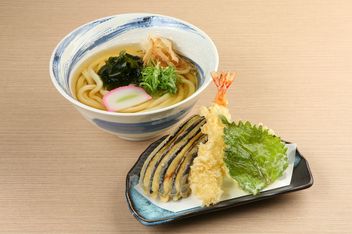 自家制面  杵屋