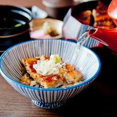 3種類の食べ方を楽しめる『おひつまぶし』