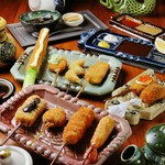 ランチ限定 串カツ十種。厳選した本日おすすめの串カツを、揚げたてにてご用意いたします。