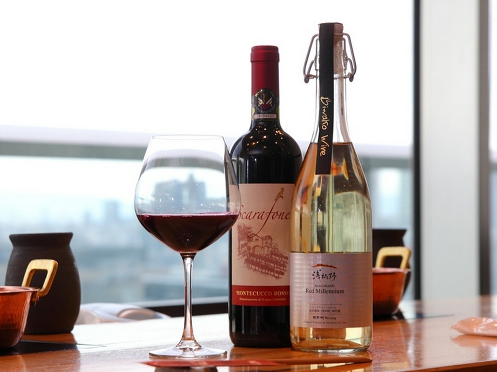 ソムリエが厳選するワインを1杯