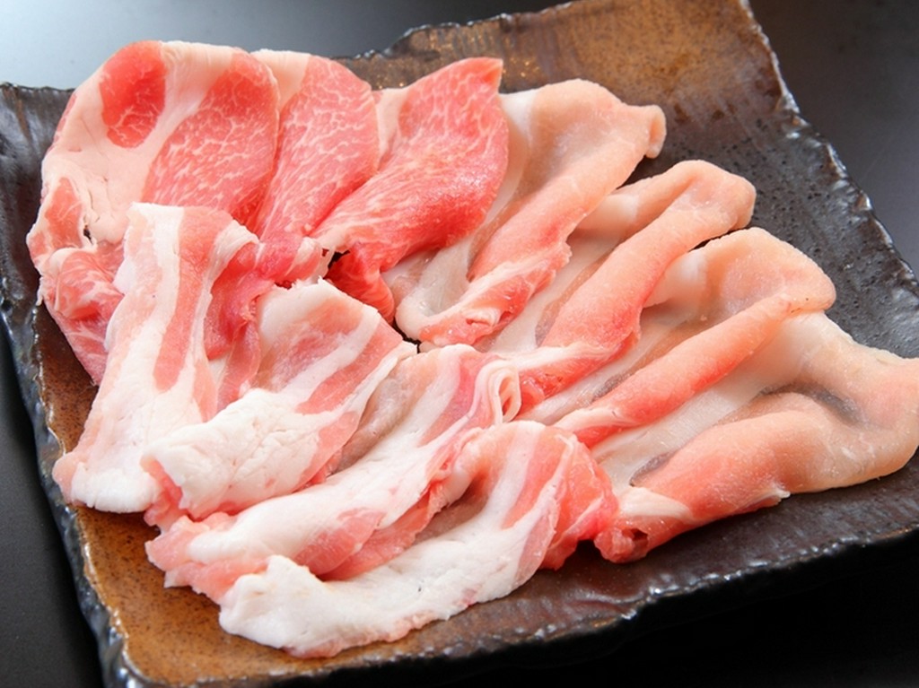 厳選したお肉がしゃぶしゃぶの基本