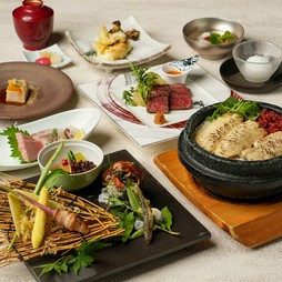 黒毛和牛サーロインステーキと旬味覚八寸を食す会席コース