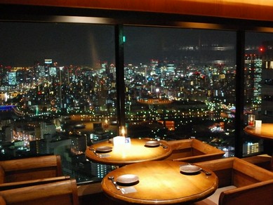 絶景を眺めながらお食事をお楽しみください。