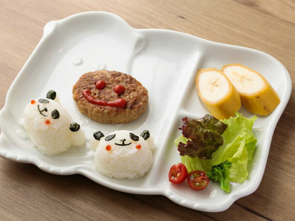 子どもに大人気『パンダさんのハンバーグプレート』