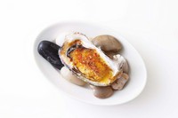 焼き牡蠣 全種盛り合わせ（5 Kinds of Assorted Grilled Oyster）