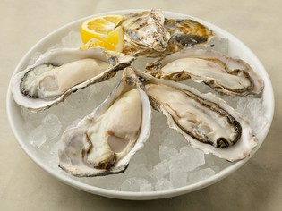 磯の風味が豊かでクリーミーな『北海道真牡蠣食べ比べ』