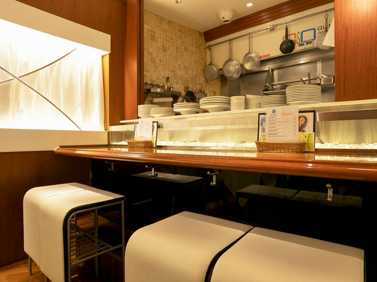 カジュアルデートにぴったりな、明るい雰囲気