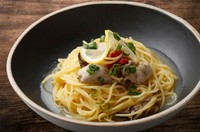 Large¥2,380(税込¥2,618)