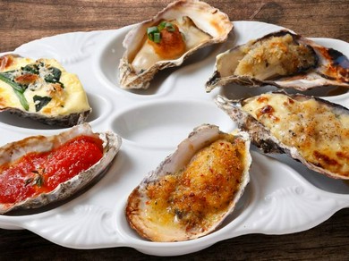 おすすめ　焼き牡蠣全種盛り合わせ