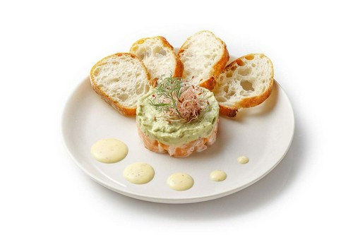 フレンチ仕立ての牡蠣料理が絶品