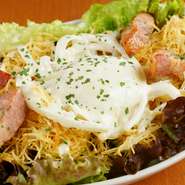 ご家族でのご来店もお待ちしております。
お子様から大人なまでご満足頂けるメニューも取り揃えております。