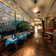 今年は、ハワイアン空間で宴会をしませんか？店内94席の広い店内♪
宴会に向けておすすめのコースもご用意♪