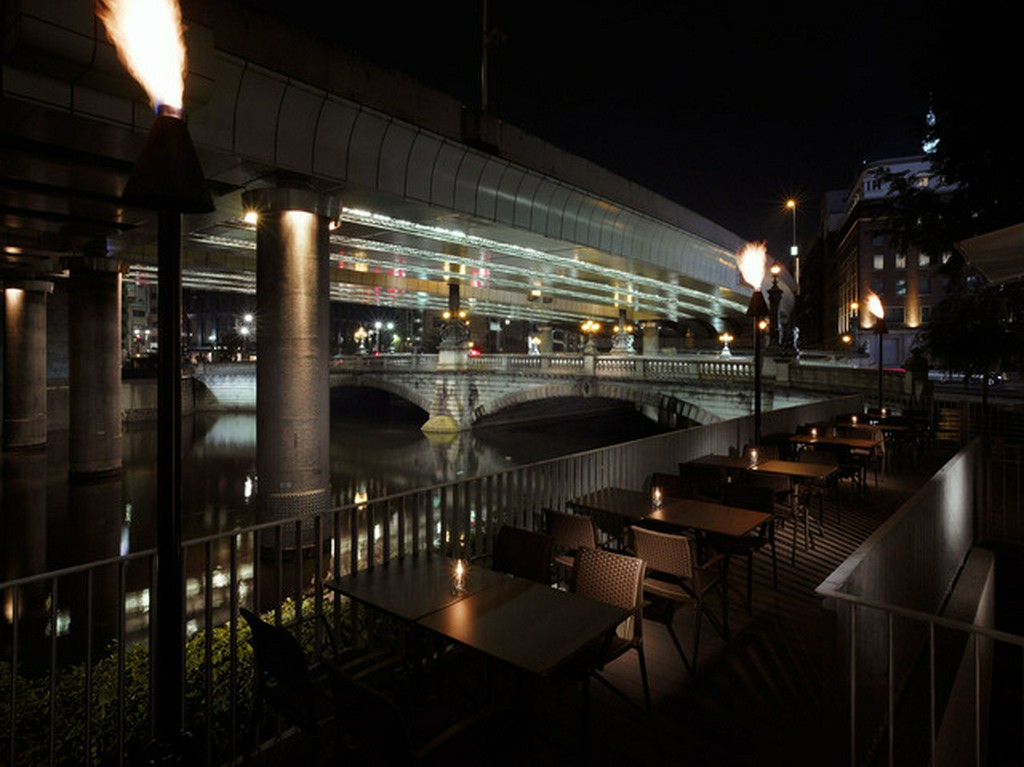日本橋の夜景を見渡しながらのディナー