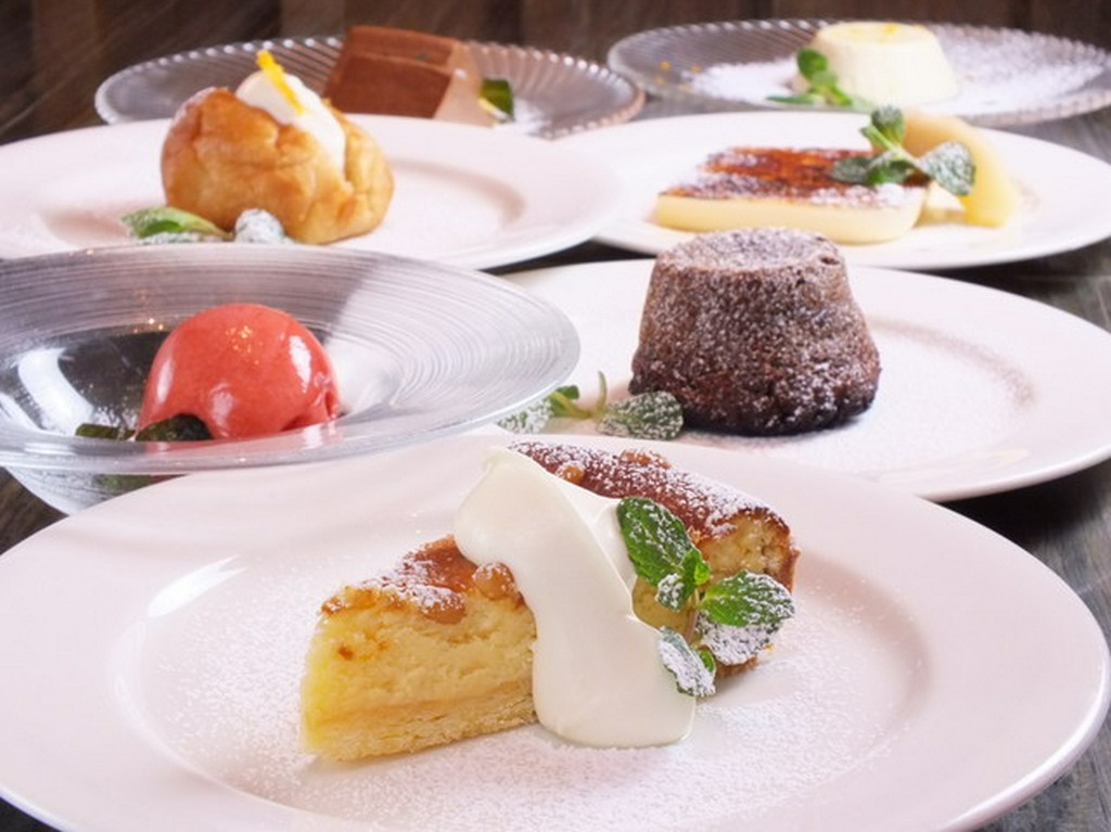 食後を彩る『自家製デザート』