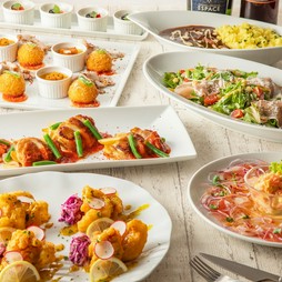 ダブルのメインディッシュにカルパッチョなどボリューム満点『花衣（はなごろも）コース』