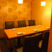 風情溢れる和テイストの完全個室が非日常を提供