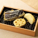 ～しままーす、黒ごま七味塩、小柳津清一商店の抹茶塩～