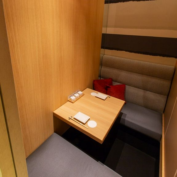 接待や会食に最適な格式を感じさせる和の佇まい