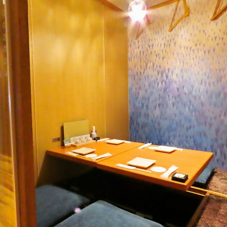 家族での会食にも利用したい掘りごたつ個室