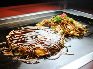 ご家族おそろいで当店自慢の豊富なお好み焼きをお楽しみください
