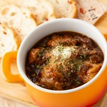 ジューシーな茄子を挟んで焼き上げた自家製のラザニア。