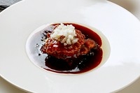前菜4種盛り合わせ
海鮮の棒春巻
本日の海老料理
黒酢の酢豚
汁なし担々麺
デザート