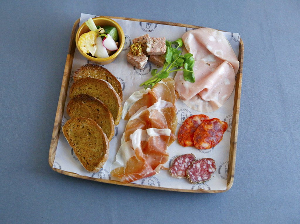 シェフおすすめシャルキュティエール盛り合わせ