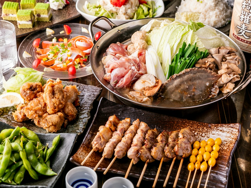 自慢の絶品鶏料理＋季節のお鍋であったまる