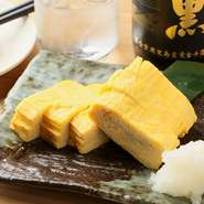ふわふわとした食感を大切に、お店で毎朝仕込まれるオリジナルの出汁を効かせた逸品。どんなお酒にも合う定番メニューでまずは一杯いかがでしょうか。