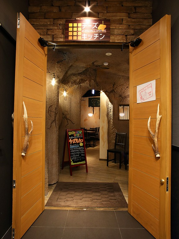 扉を開けると広がる、ファンタスチックな世界