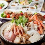 ずわい蟹入り海鮮寄せ鍋を満喫できる「厳選（鍋）コース」