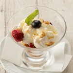 チョコレートの濃厚な味わいと、しっとりした生地をお楽しみください。