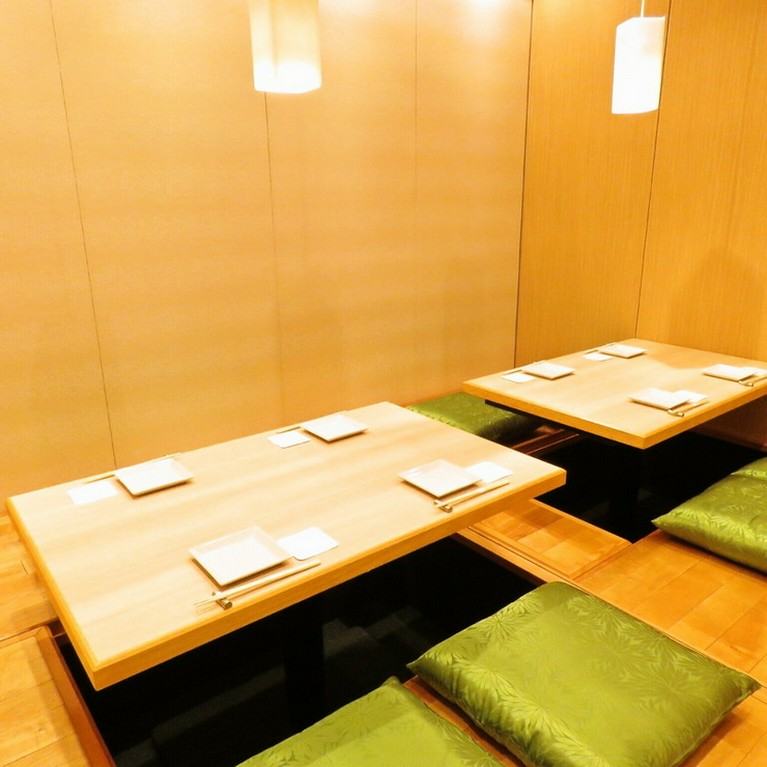 家族での会食にも利用したい掘りごたつ個室