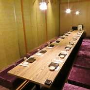 個室のサイズも2名~40名用ととても豊富。ゆったりとくつろげる掘りごたつのお席や、盛り上がれるオシャレなテーブル席も。その時々のニーズに合わせてお選びください。