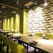 個室のサイズも2名～32名用ととても豊富。ゆったりとくつろげる掘りごたつのお席や、盛り上がれるオシャレなテーブル席も。その時々のニーズに合わせてお選びください。
