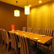 和を基調とした大人な空間は女子会に嬉しい完全個室。いつもとは少し違ったしっとりとしたムードの中、大和撫子の集いはいかが。周囲の目を気にすることなく食事を楽しむことができ、ママ会にもおすすめです。